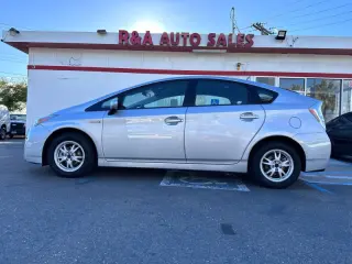 2010 Toyota Prius II