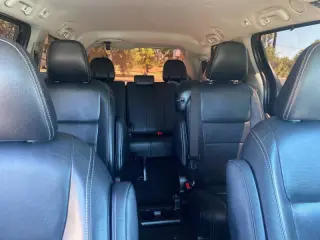 2015 Toyota Sienna SE Premium 8-Passenger