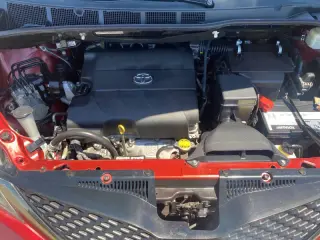 2015 Toyota Sienna SE Premium 8-Passenger