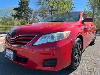 2011 Toyota Camry LE