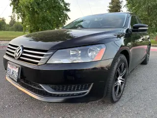 2013 Volkswagen Passat S PZEV