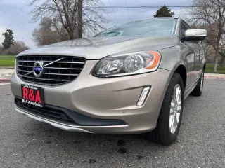 2016 Volvo XC60 T5 Drive-E Premier