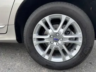2016 Volvo XC60 T5 Drive-E Premier