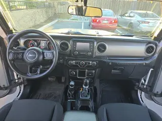 Jeep Wrangler Unlimited 2021 4x4 Sport 4p SUV