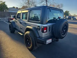 Jeep Wrangler Unlimited 2021 4x4 Sport 4p SUV