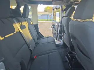 Jeep Wrangler Unlimited 2021 4x4 Sport 4p SUV