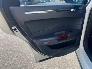 2010 Chrysler 300 C HEMI