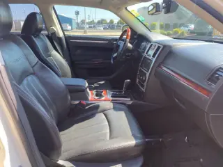 2010 Chrysler 300 C HEMI