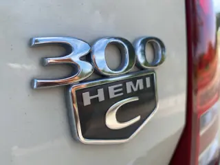 2010 Chrysler 300 C HEMI