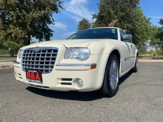 2010 Chrysler 300 C HEMI