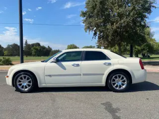 2010 Chrysler 300 C HEMI