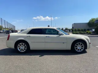 2010 Chrysler 300 C HEMI