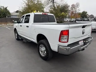 Ram 2500 2022 4x4 Tradesman 4dr Crew Cab 6.3 ft. SB Pickup