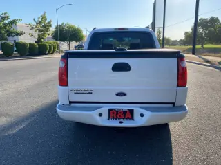 2005 Ford Explorer Sport Trac XLT