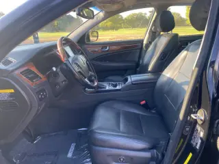 2014 Hyundai Equus Signature