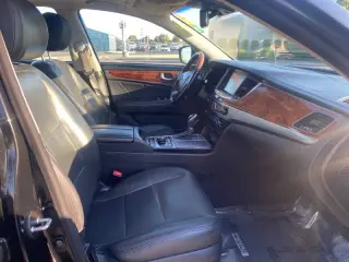 2014 Hyundai Equus Signature