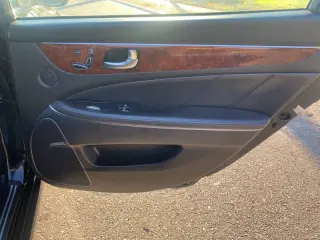 2014 Hyundai Equus Signature