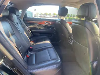 2014 Hyundai Equus Signature