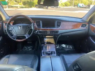 2014 Hyundai Equus Signature