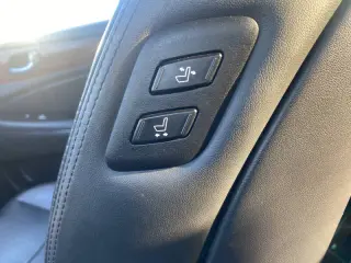 2014 Hyundai Equus Signature