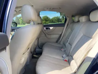 2011 Infiniti FX35