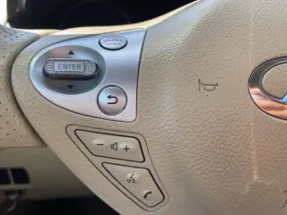 2011 Infiniti FX35
