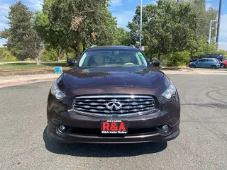 2011 Infiniti FX35