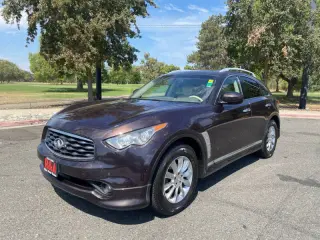 2011 Infiniti FX35