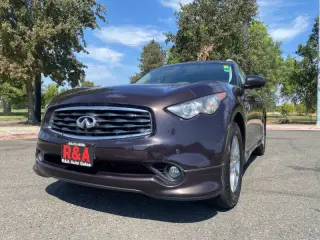 2011 Infiniti FX35