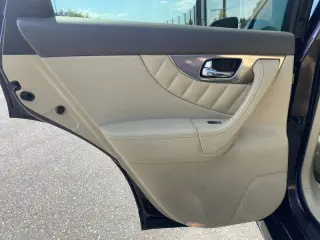 2011 Infiniti FX35