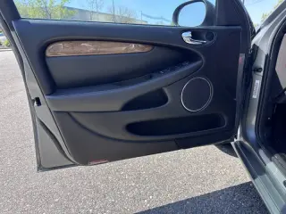 2006 Jaguar X-Type 3.0L