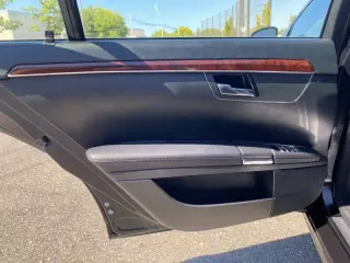 2007 Mercedes-Benz S-Class S 550 4MATIC