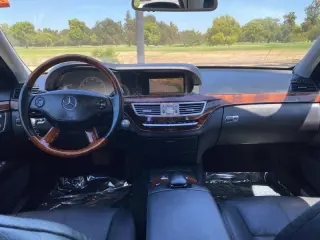 2007 Mercedes-Benz S-Class S 550 4MATIC