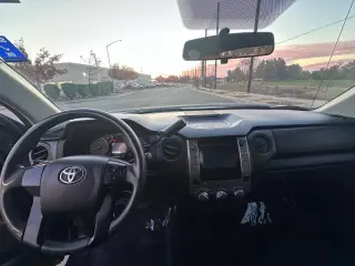 2017 Toyota Tundra SR