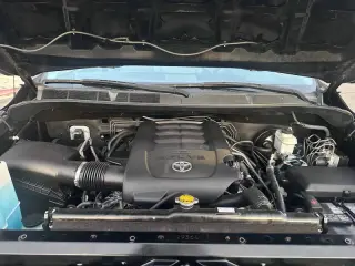 2017 Toyota Tundra SR