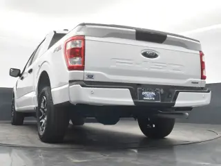 Ford F-150 2023 4x2 XL 4dr SuperCrew 5.5 ft. SB
