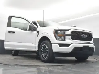 Ford F-150 2023 4x2 XL 4dr SuperCrew 5.5 ft. SB