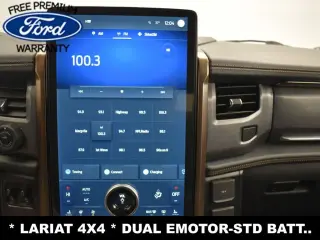 Ford F-150 Lightning 2023 AWD XLT 4dr SuperCrew 5.5 ft. SB