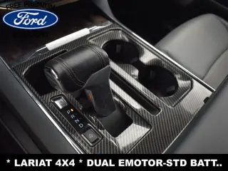 Ford F-150 Lightning 2023 AWD XLT 4dr SuperCrew 5.5 ft. SB