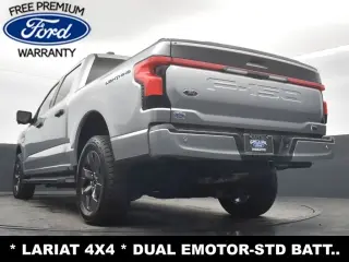Ford F-150 Lightning 2023 AWD XLT 4dr SuperCrew 5.5 ft. SB