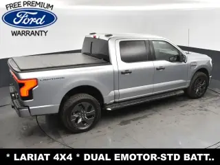 Ford F-150 Lightning 2023 AWD XLT 4dr SuperCrew 5.5 ft. SB