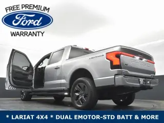 Ford F-150 Lightning 2023 AWD XLT 4dr SuperCrew 5.5 ft. SB