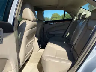 2012 Chrysler 300 Limited