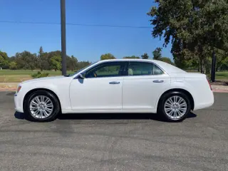 2012 Chrysler 300 Limited