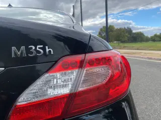 2012 Infiniti M35h