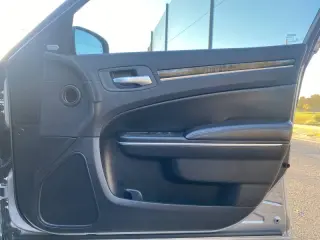 2011 Chrysler 300 C