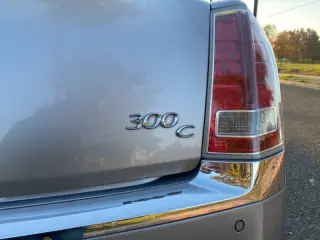 2011 Chrysler 300 C