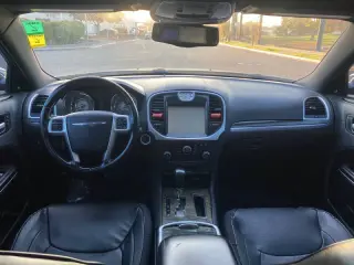 2011 Chrysler 300 C