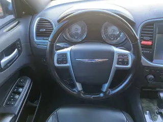 2011 Chrysler 300 C