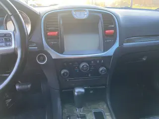 2011 Chrysler 300 C